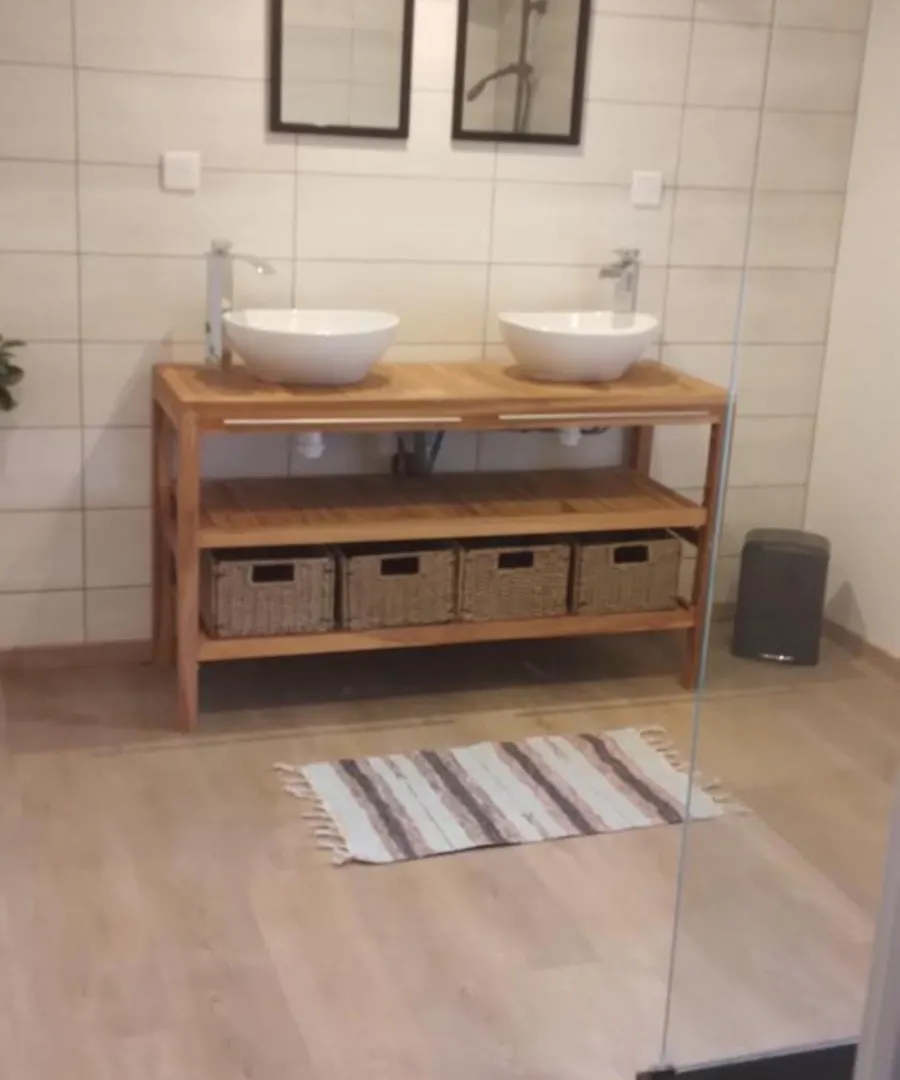 Gite 12 Personnes Creysseilles Holiday home