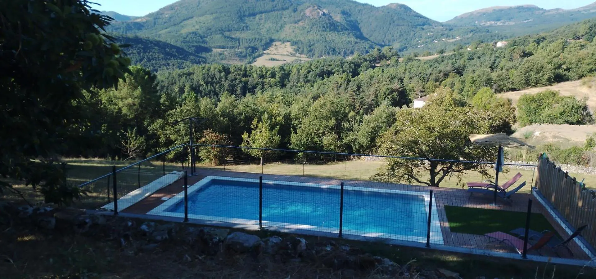 Holiday home Gite 12 Personnes Creysseilles
